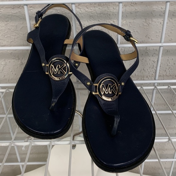 Micheal Kors NAVY Sandals Size: 6 - Picture 1 of 5